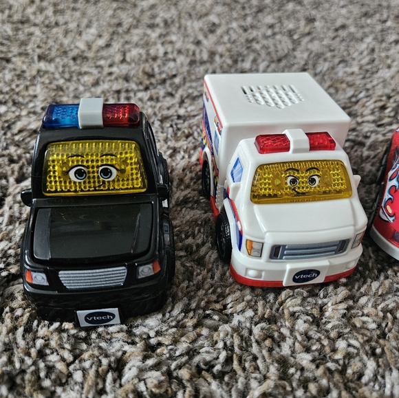 Vtech Go Go Smart Wheels Bundle - Picture 6 of 6